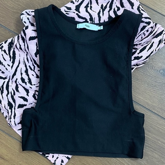 Adika Black Ribbed Crop Bralette Top (XS) - Picture 1 of 4